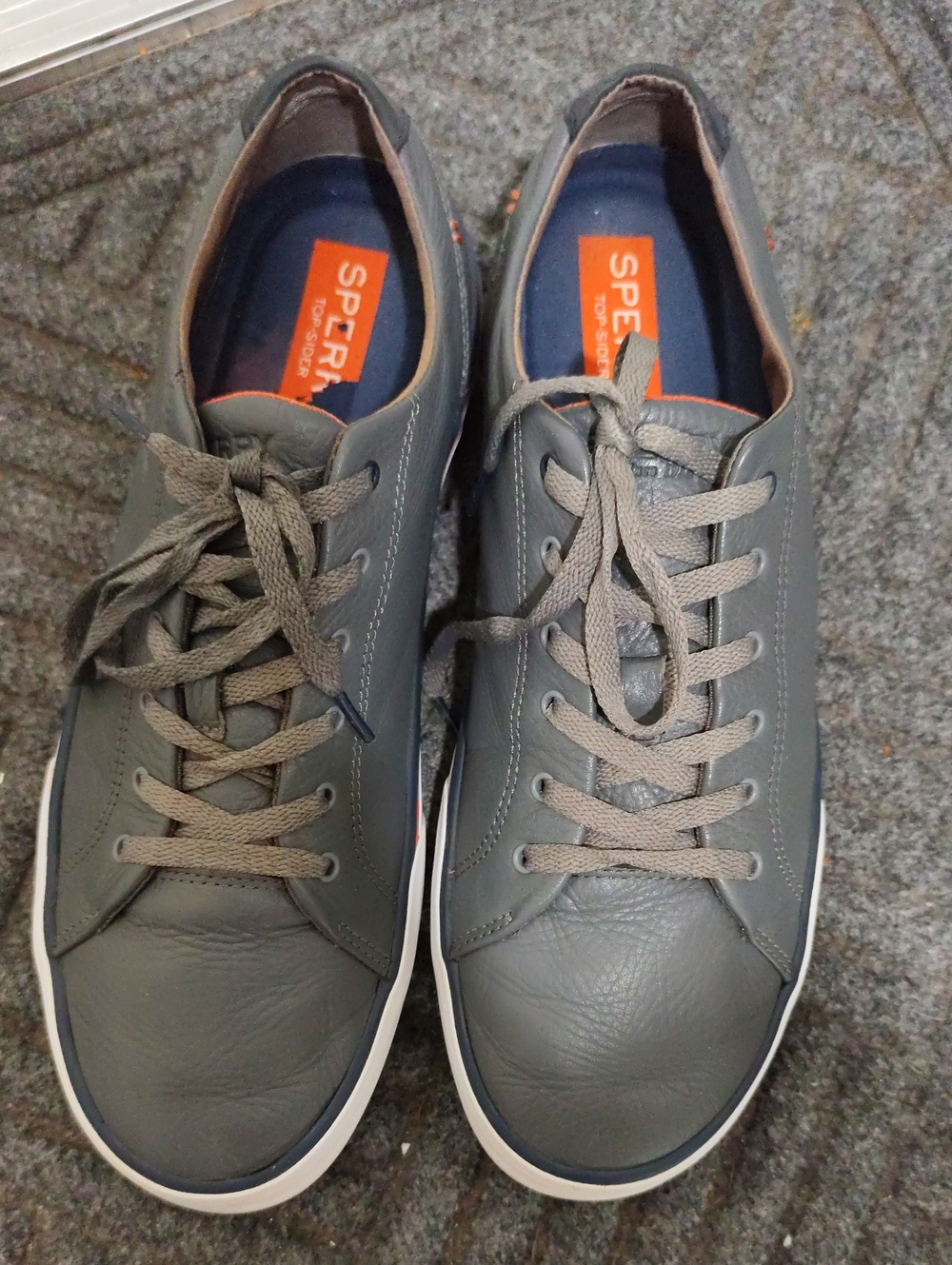 Sperry Men's Gray Leather Lace-Up Sneakers with White Trim